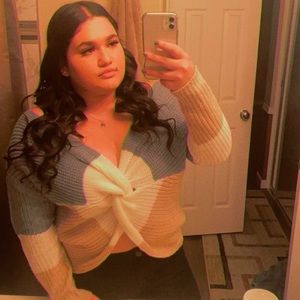 Meet your Posher, Yahaira